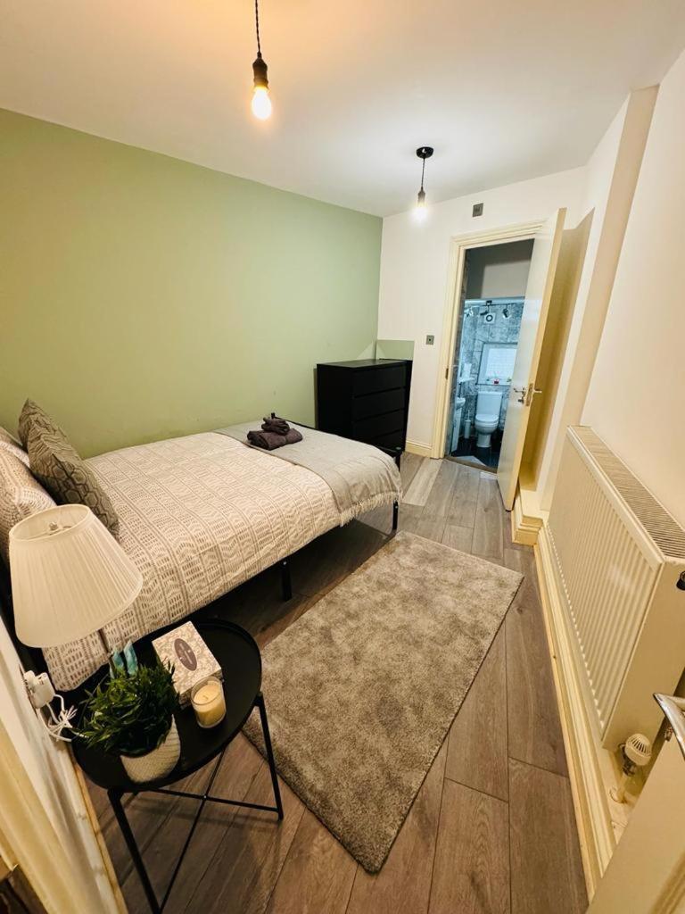 Willesden J Guest Home 4 伦敦 外观 照片