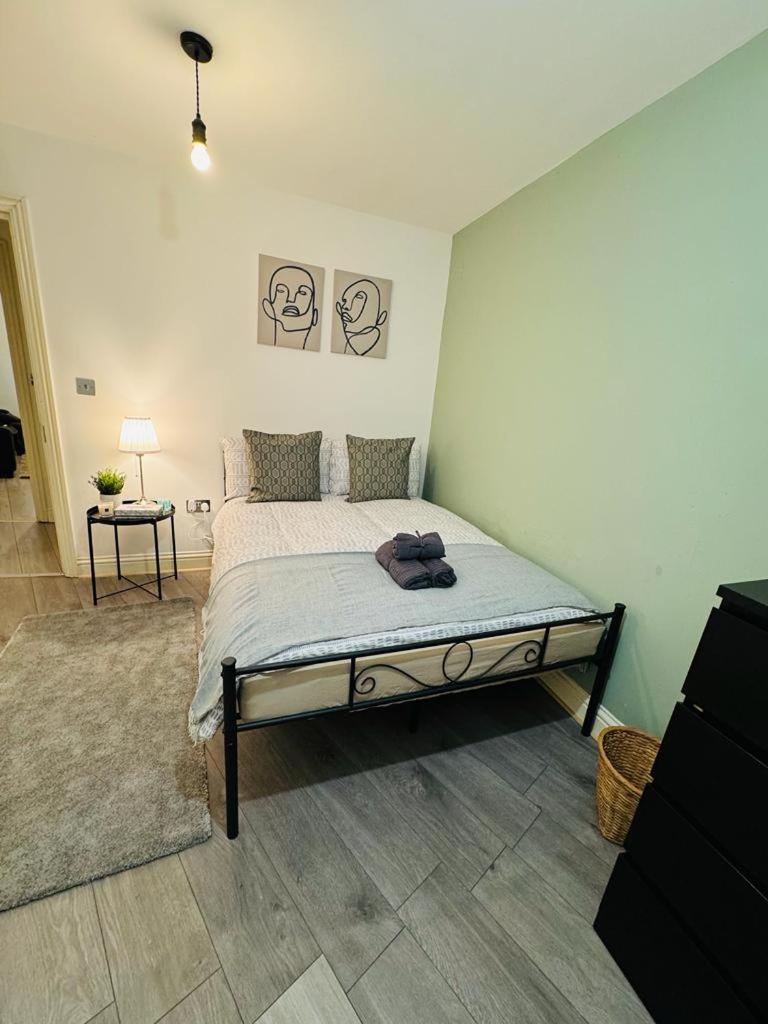 Willesden J Guest Home 4 伦敦 外观 照片
